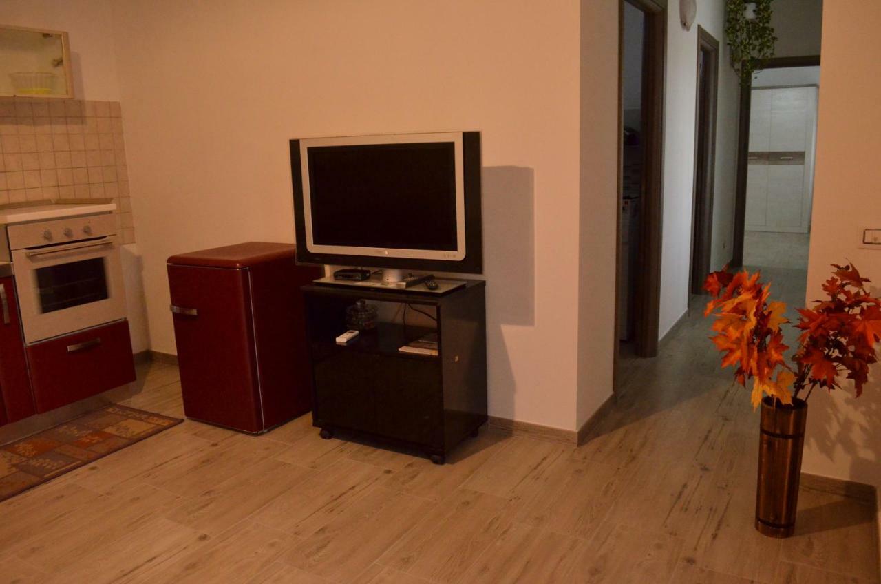 San Giovanni Suèrgiu Appartamento Vacanza Da Luisa מראה חיצוני תמונה